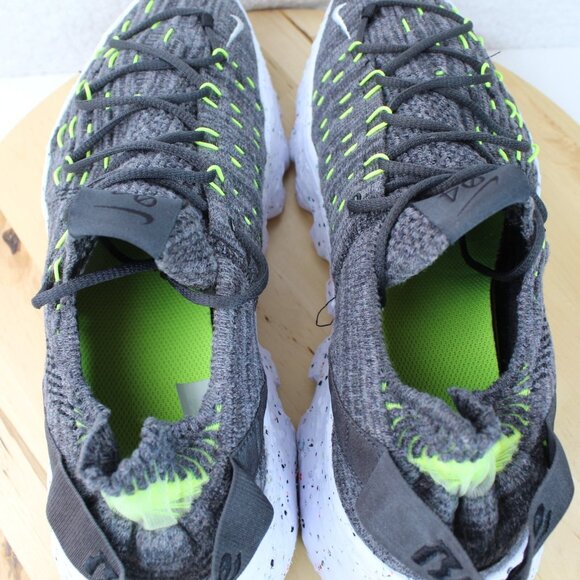 Nike Space Hippie 04 Running Shoe Sneaker Mens 10 Black Volt White CZ6398 010 - Picture 7 of 10